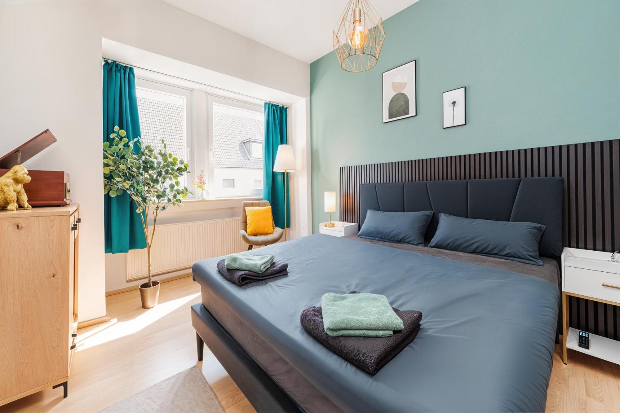 Smart Home - Essen - Perfect For 5 Guests! Central - Balcony - Netflix - Free Parking Zone Exterior photo